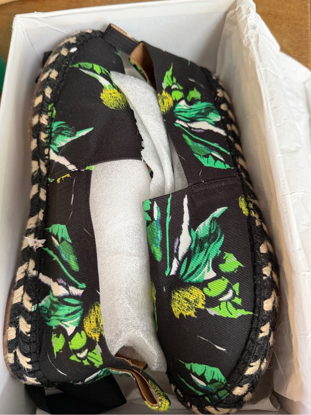 Proenza Schouler Black Floral Espadrille Slip-On – tropical green/yellow print
